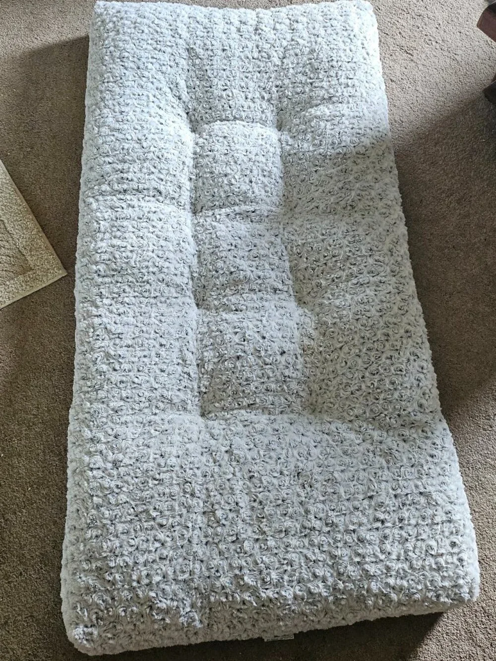 Thick Deluxe Dog Bed/Mat/Travel Bed